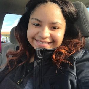 Meet your Posher, Dannika